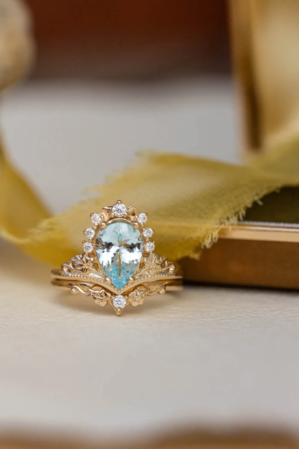 2.8 carat aquamarine bridal ring set, big pear cut engagement rings with diamond crown / Ariadne