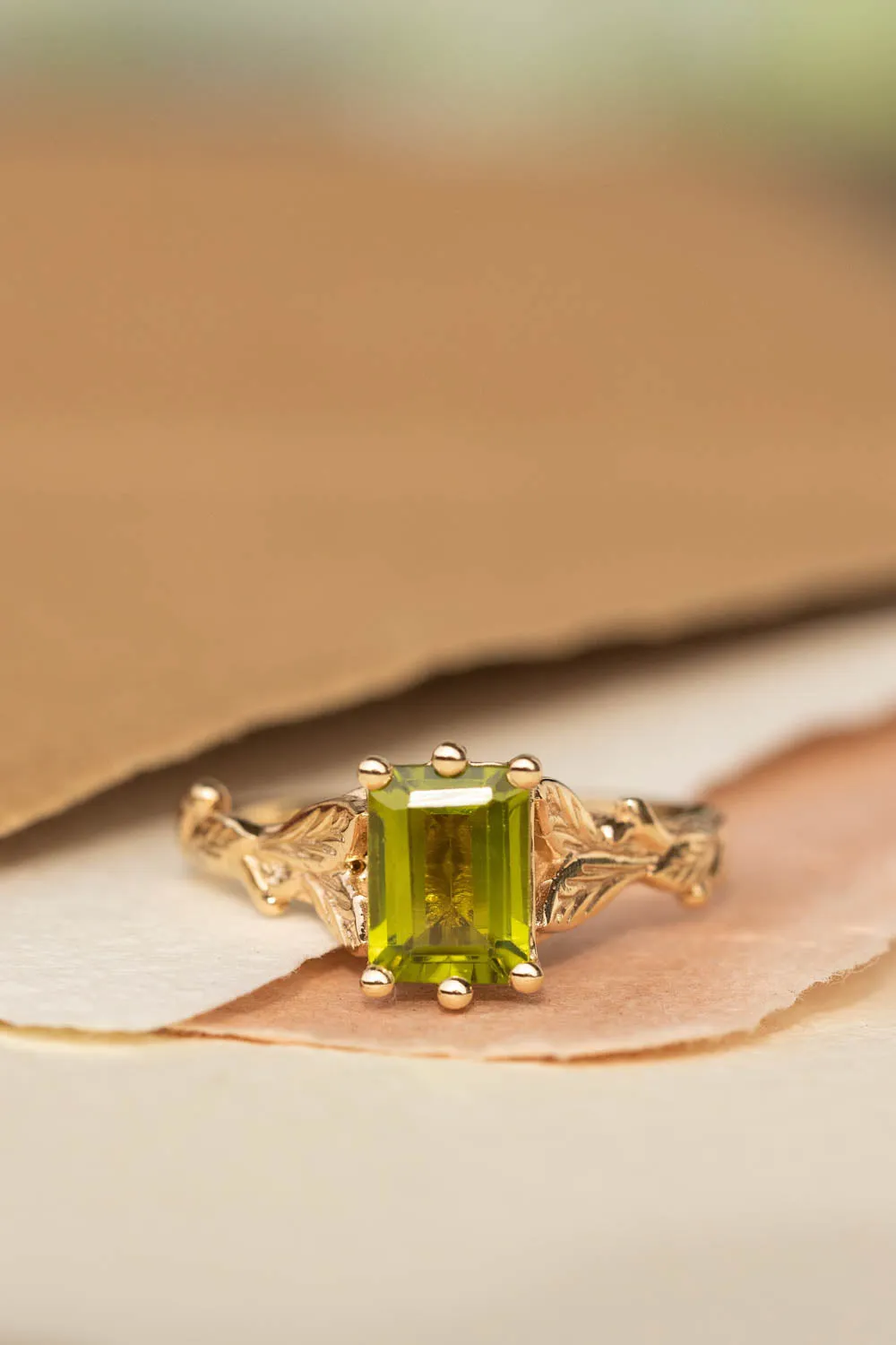 Emerald cut peridot bridal ring set, gold leaves engagement and wedding rings / Freesia