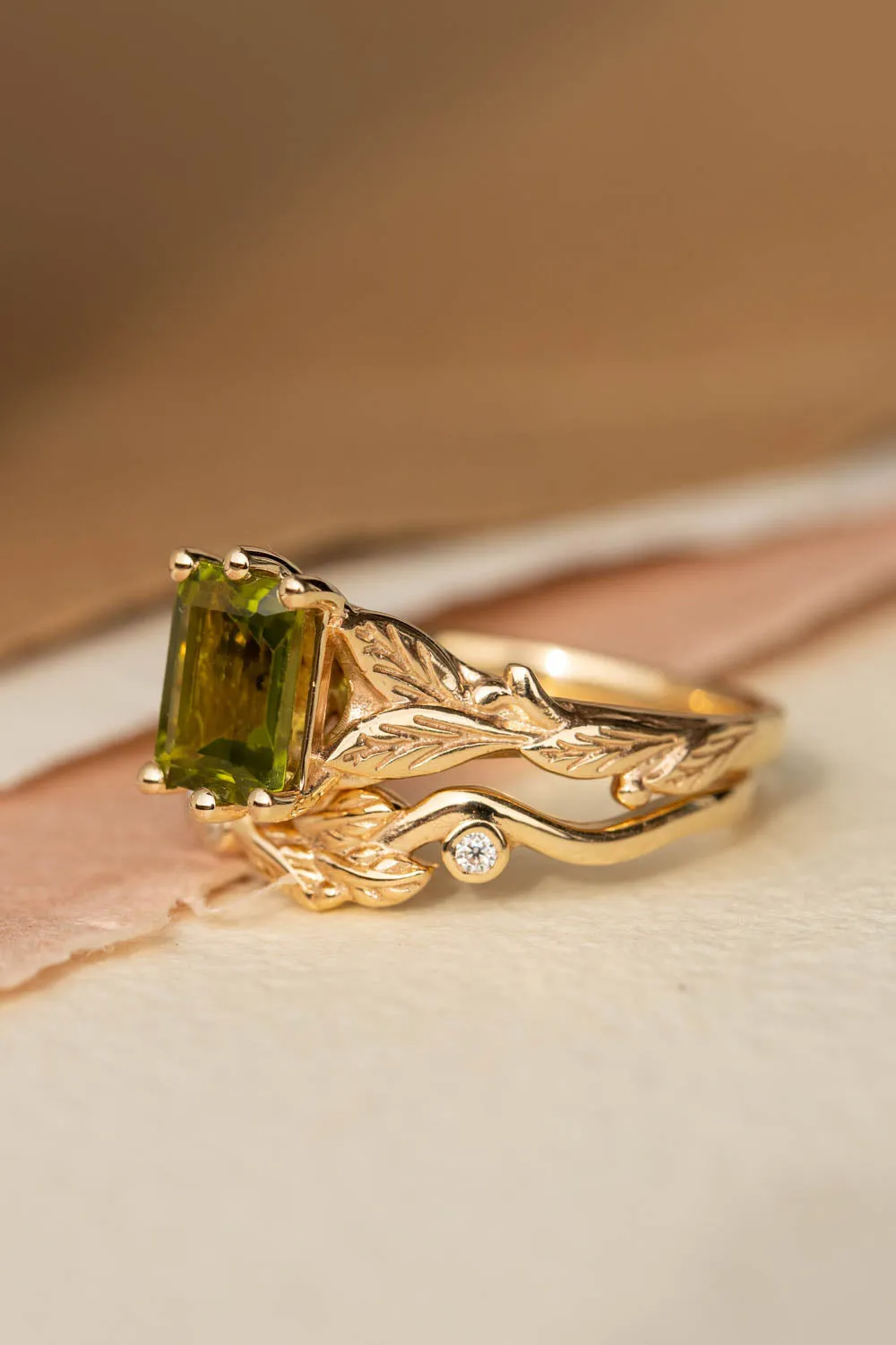 Emerald cut peridot bridal ring set, gold leaves engagement and wedding rings / Freesia