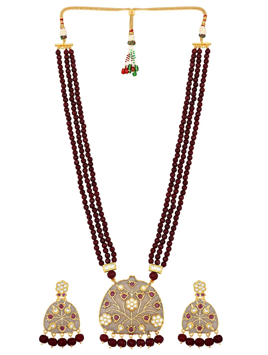 Gold Plated Kundan Necklace with Agate and Onyx