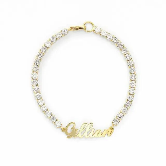 Gorgeous Round Cut Personalized Name Bracelet