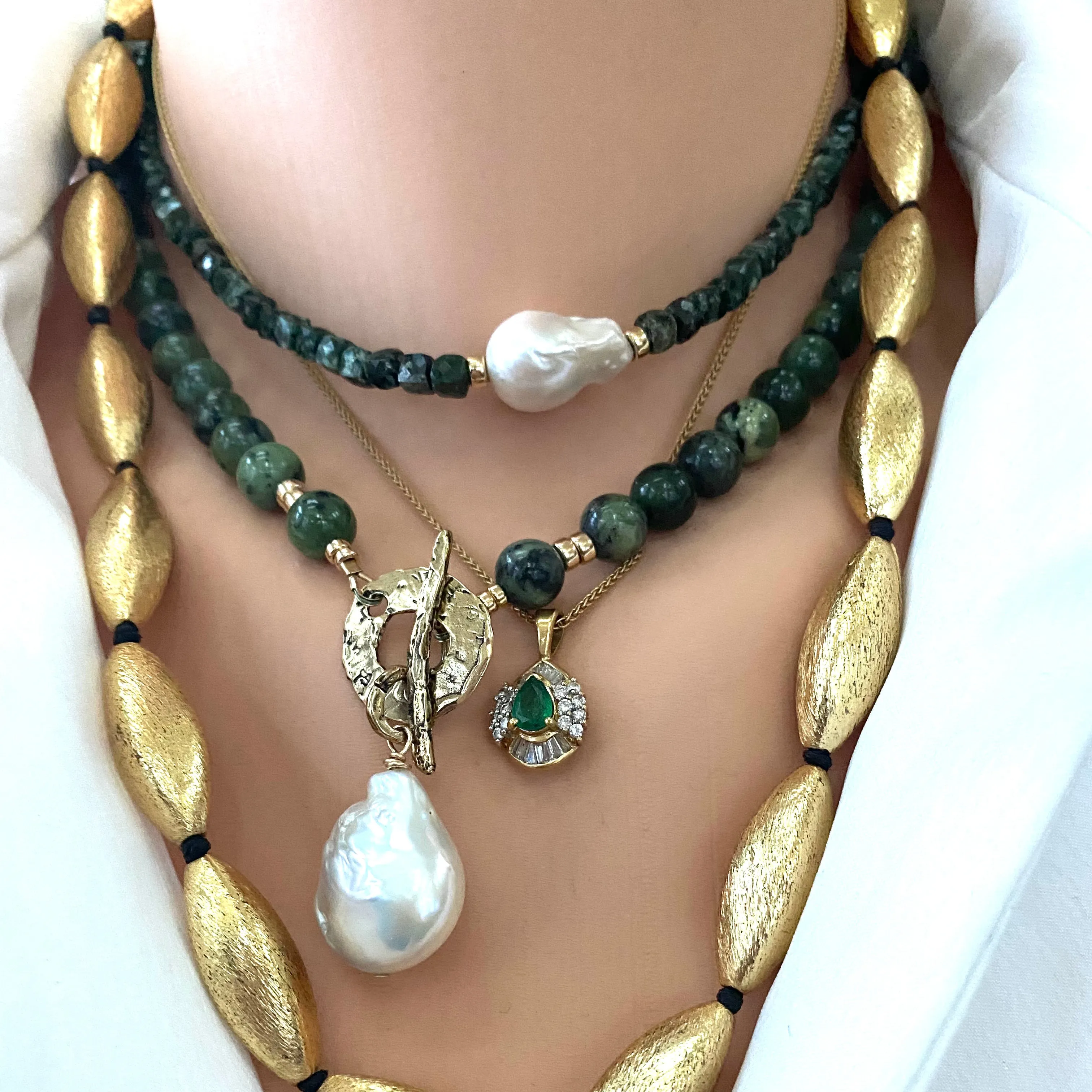 Green Jade and White Baroque Pearl Toggle Necklace, Love Birds Tiny Charm, Gold Filled & Gold Bronze, 18.5inches