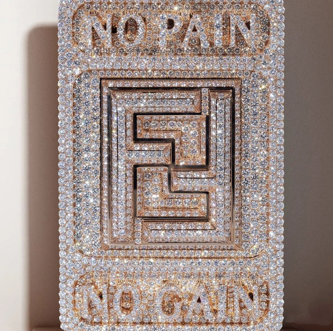 Iced out Cage No Pain No Gain Pendant