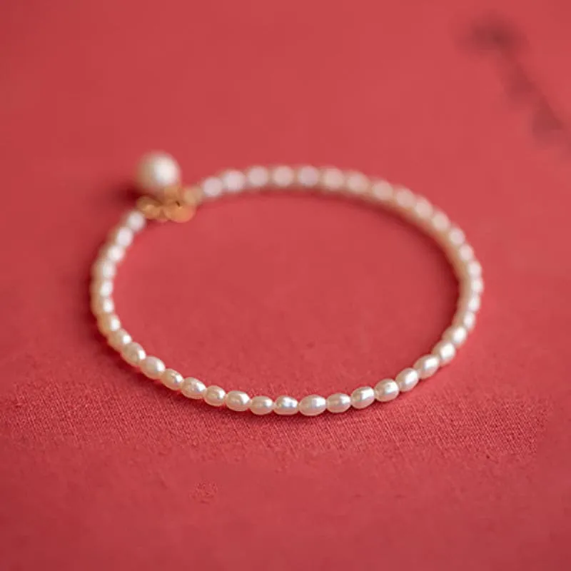 Ladies Pearl Bracelet