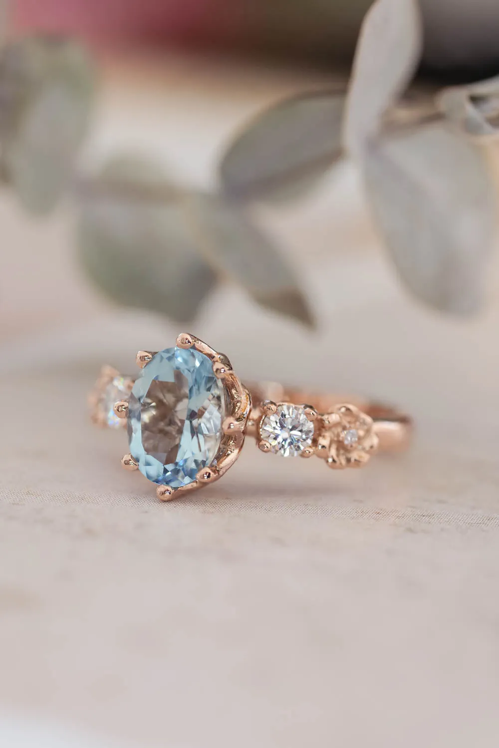 Oval aquamarine engagement ring / Fiorella