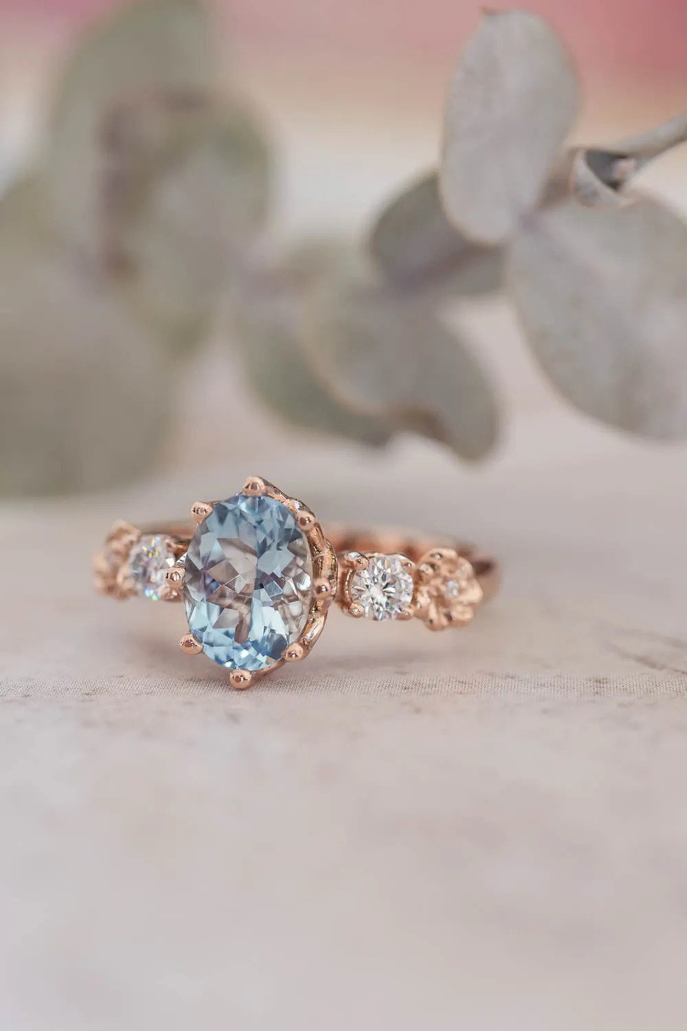 Oval aquamarine engagement ring / Fiorella