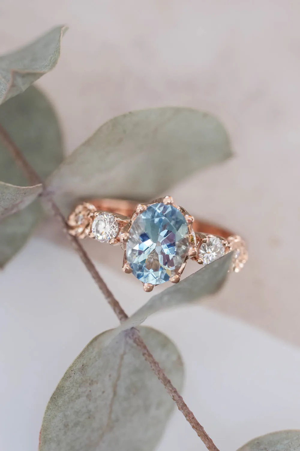 Oval aquamarine engagement ring / Fiorella