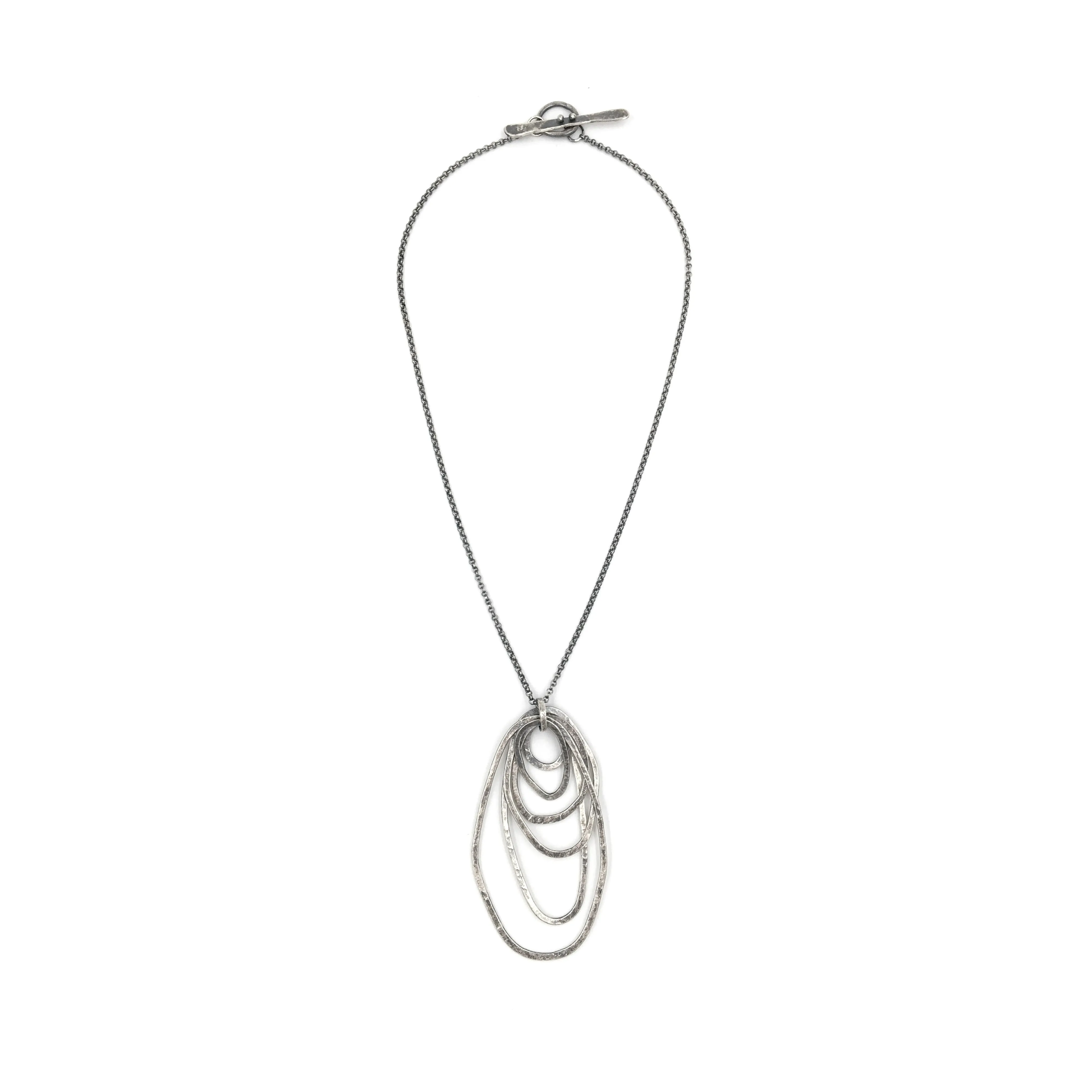 Overlapping Loops Pendant