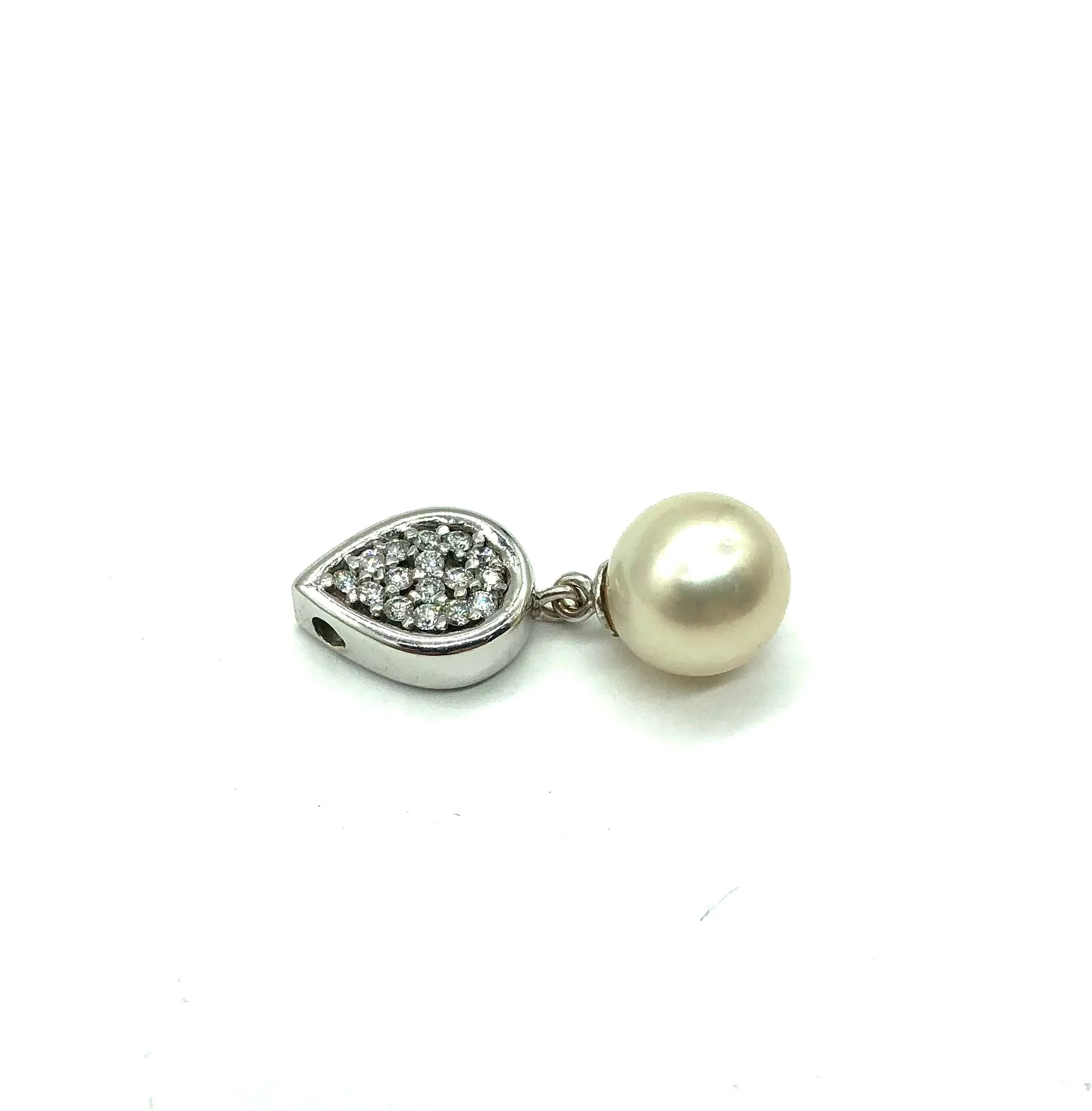 Pearl and Diamond Dangle Pendant