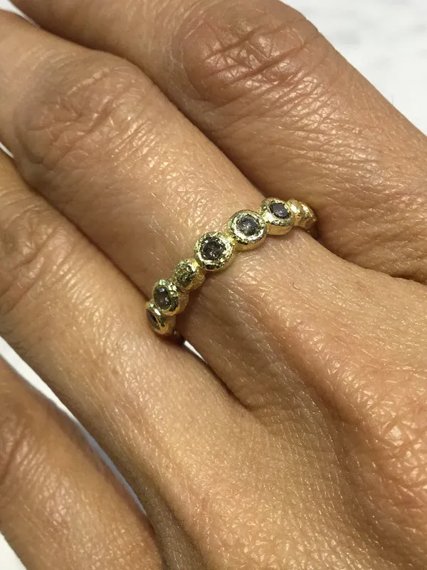 Pebbles Diamond Band in 18k Yellow Gold