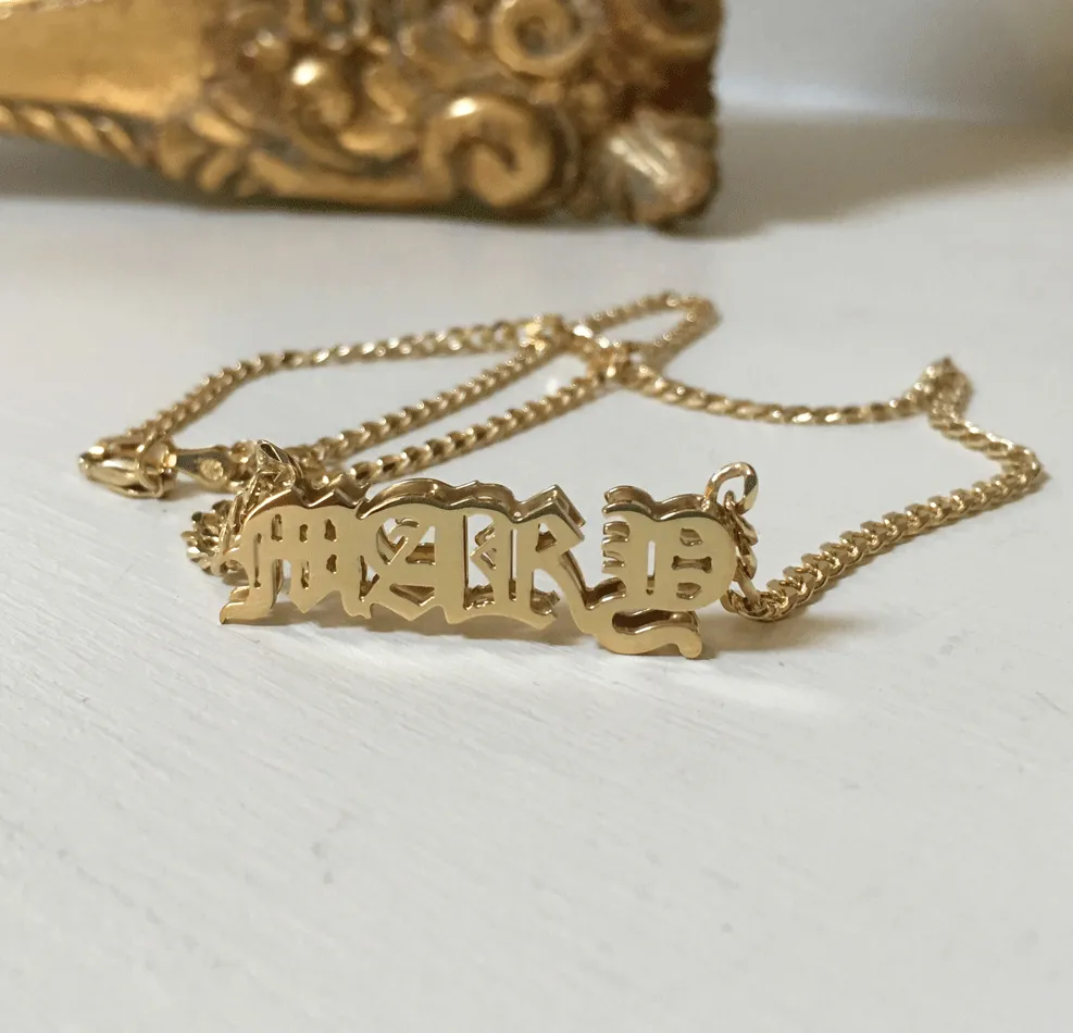 Personalized 3D Gothic Name Necklace-Kourtney/ Khloe/ Kim Kardashian