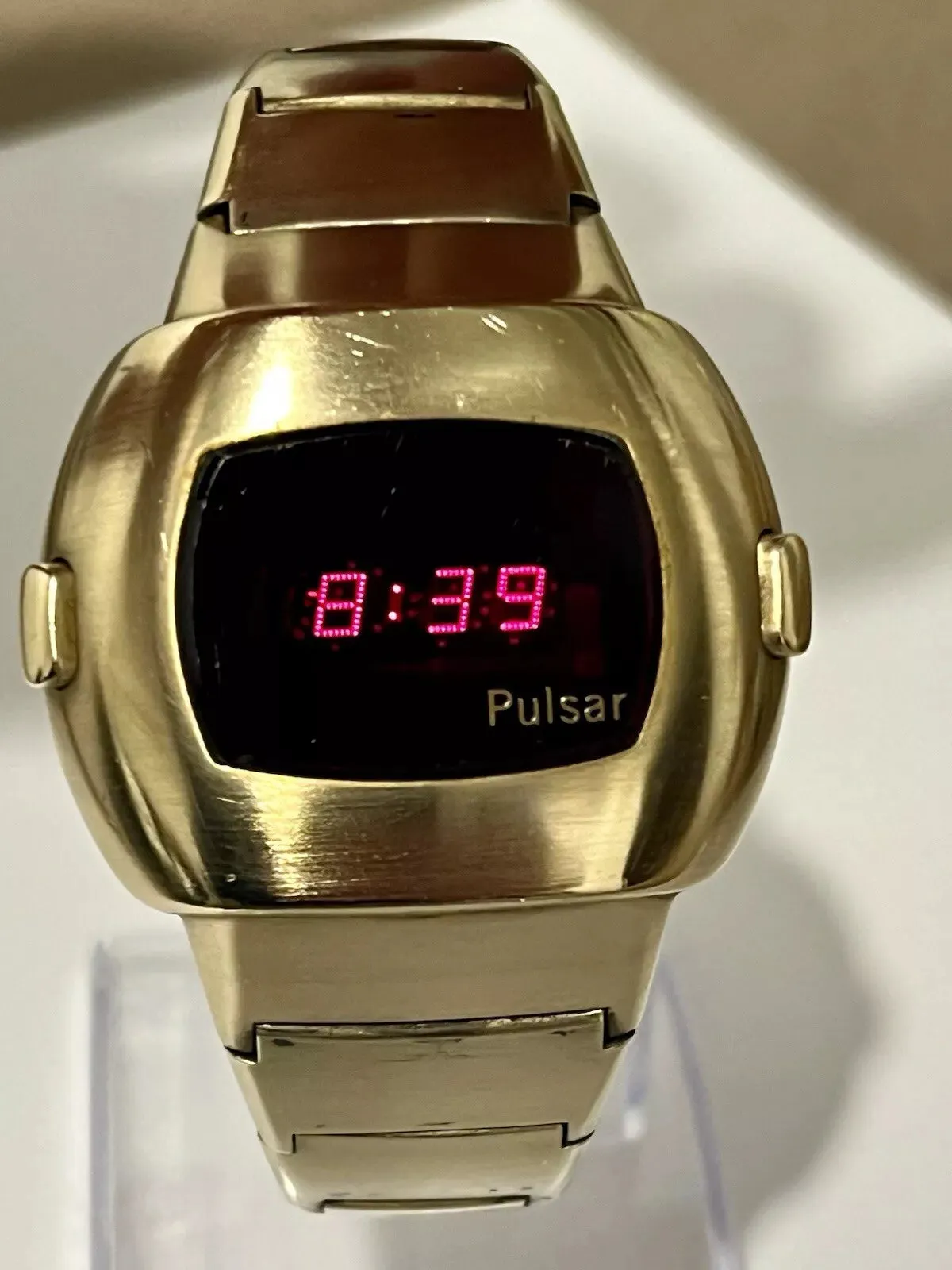 Pulsar Time Computer Date ll Vintage 1974 14k Gold Filled Mens Watch....38mm