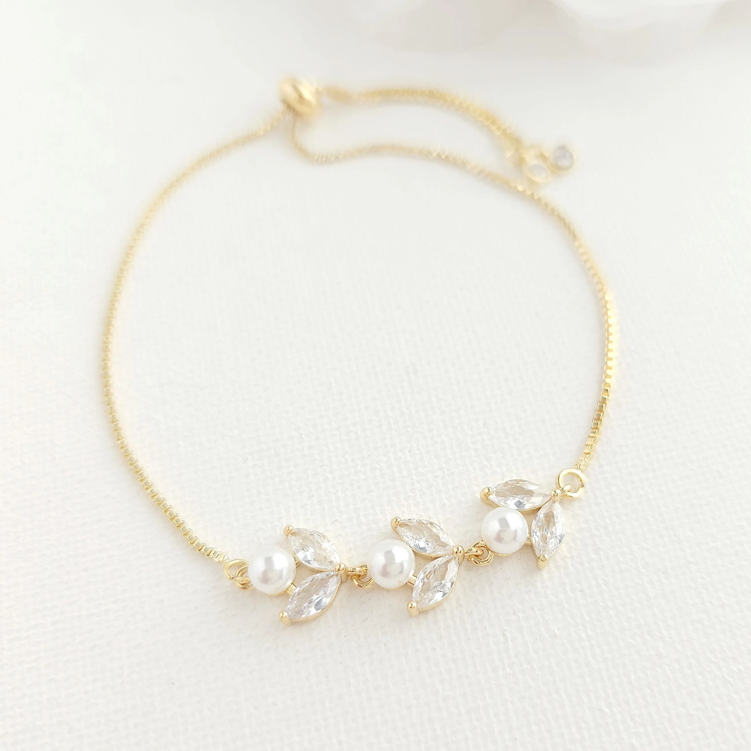 Silver CZ Leaf and Pearl Bracelet-Leila